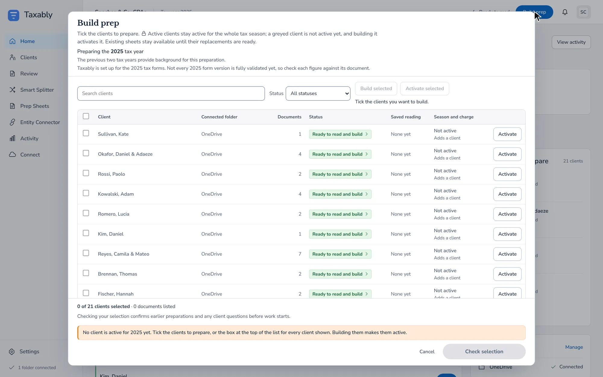 Build prep as it opens: the 2025 tax year line, the search box and the list of clients with their connected folder, documents and status.